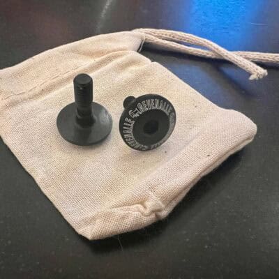 OM Short Bolts